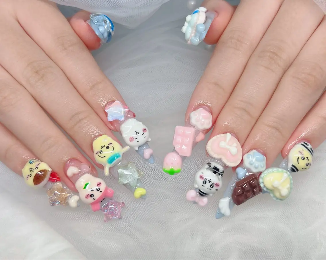 ネイル チークネイル ドット フレンチネイル グラデーション 韓国ネイル ハンドネイル Kei Nail Salonのネイルデザイン