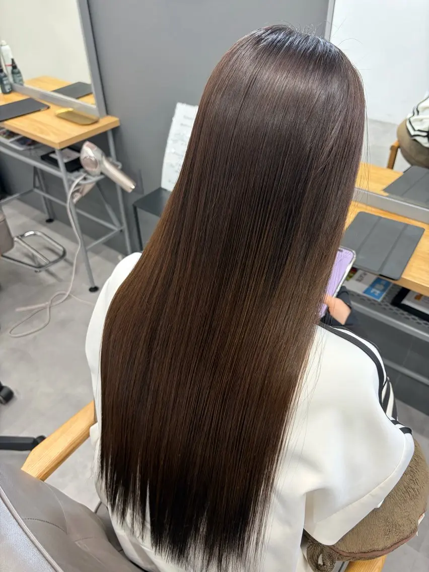 ロング 酸性ストレート ルプラボウ あいか 韓国ヘア/艶髪のヘアスタイル
