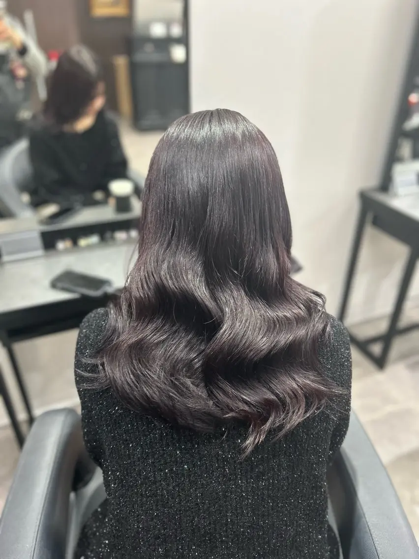 ミディアム カラー ヘアアレンジ ヘアカラー トリートメント ヘアセット 💎韓国/ レイヤー カット/ 暖色🫧のヘアスタイル