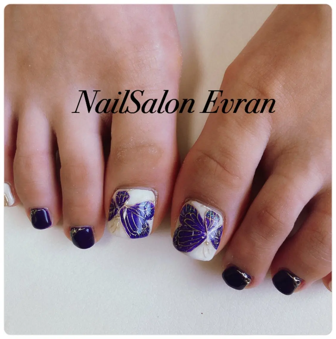 ネイル アートネイル フレンチネイル マグネットネイル 持ち込み ニュアンスネイル フットネイル Nail salon Evranのネイルデザイン