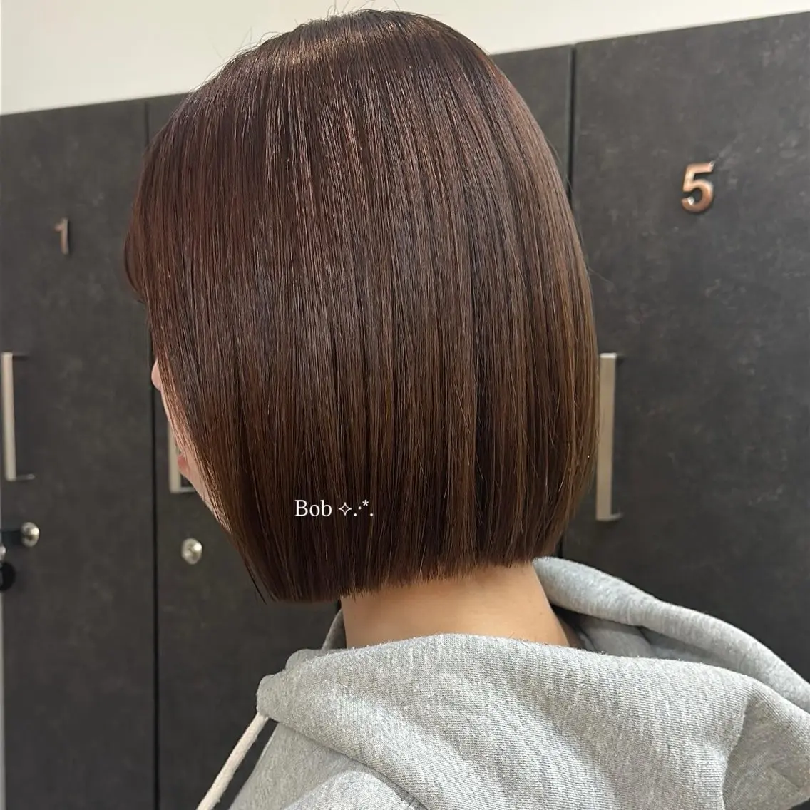 ミディアム カット aimu/レイヤー/ カラー/髪質改善のヘアスタイル