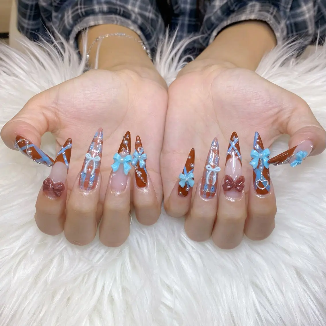 ネイル ハンドネイル ハンドケア Anh Nail 歌舞伎町のネイルデザイン