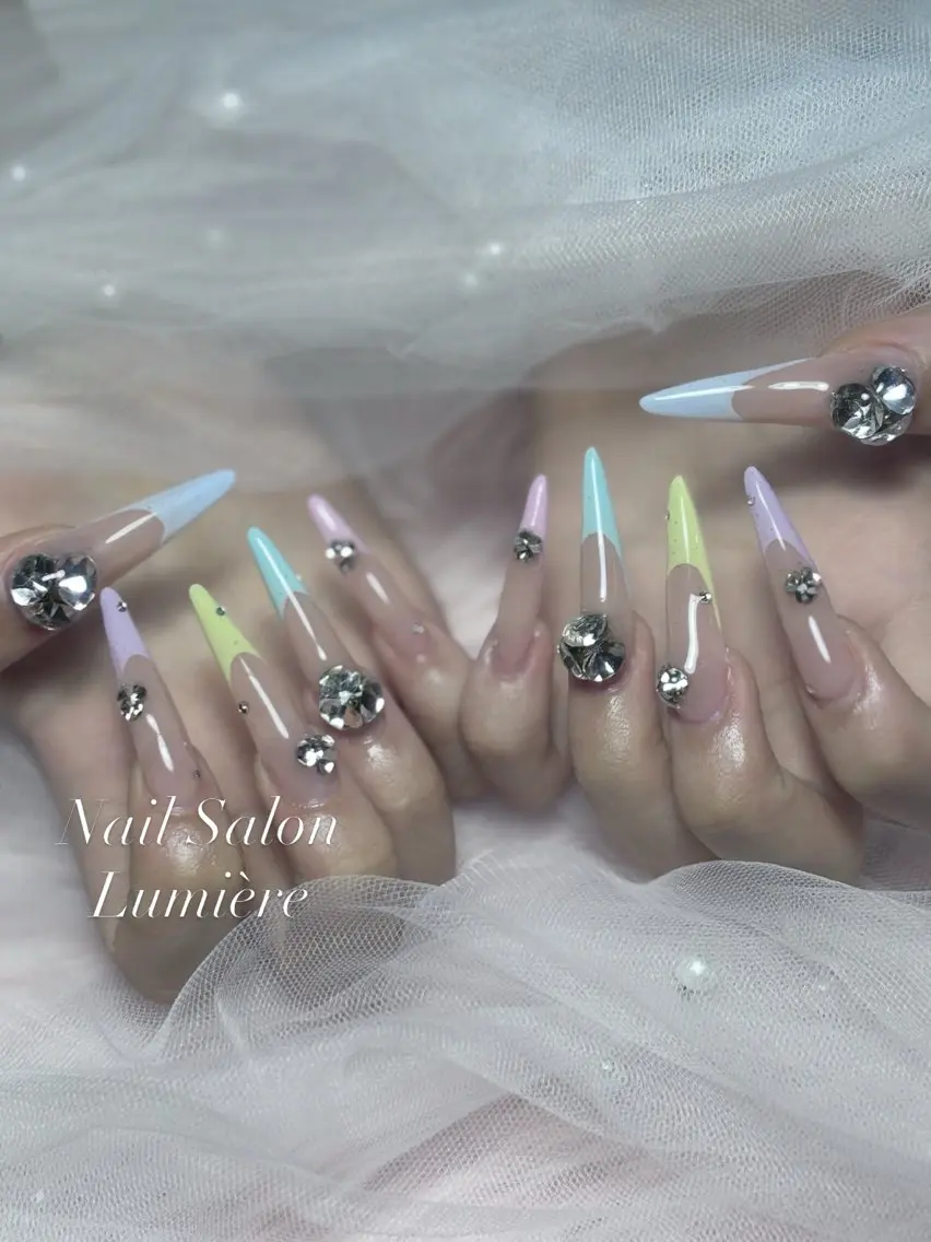 ネイル ハンドネイル Lumière｜ ロング｜ワンホンのネイルデザイン