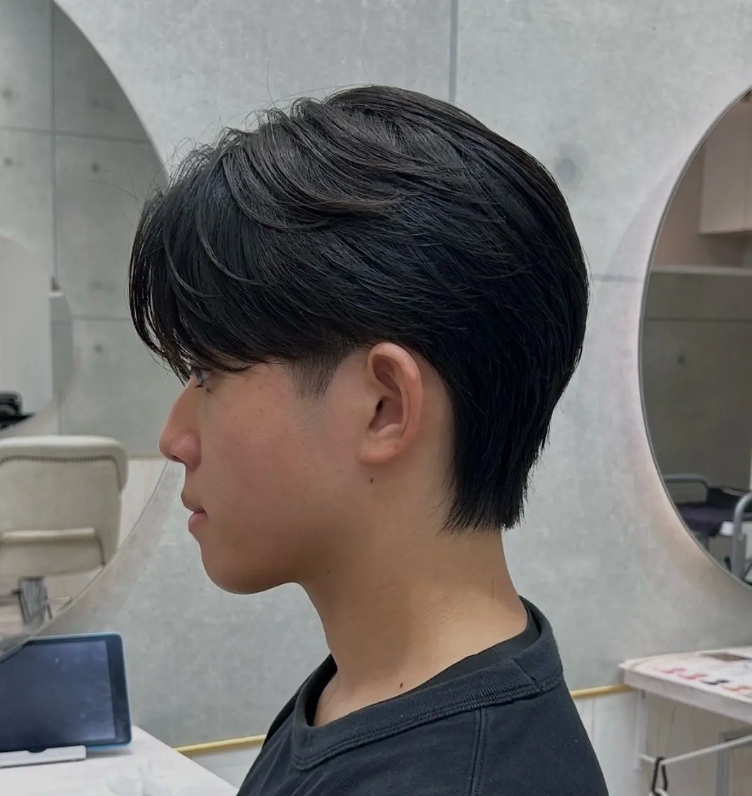 ショート パーマ メンズ カット パーマ 岩城 滉成のヘアスタイル