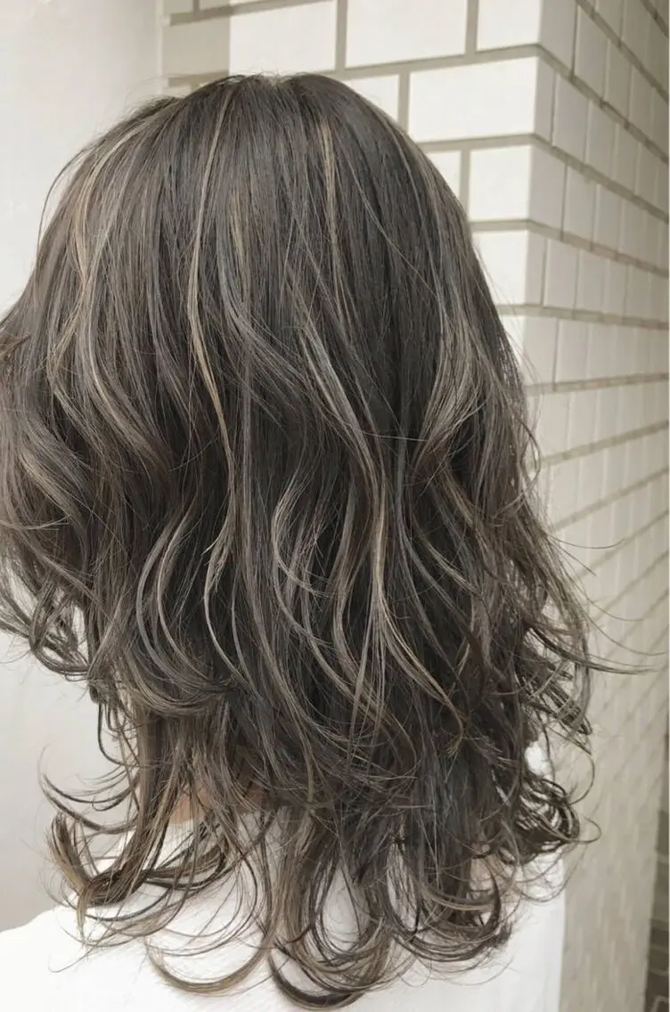 カラー 成瀬スパイラル パーマ清水大隼のヘアスタイル
