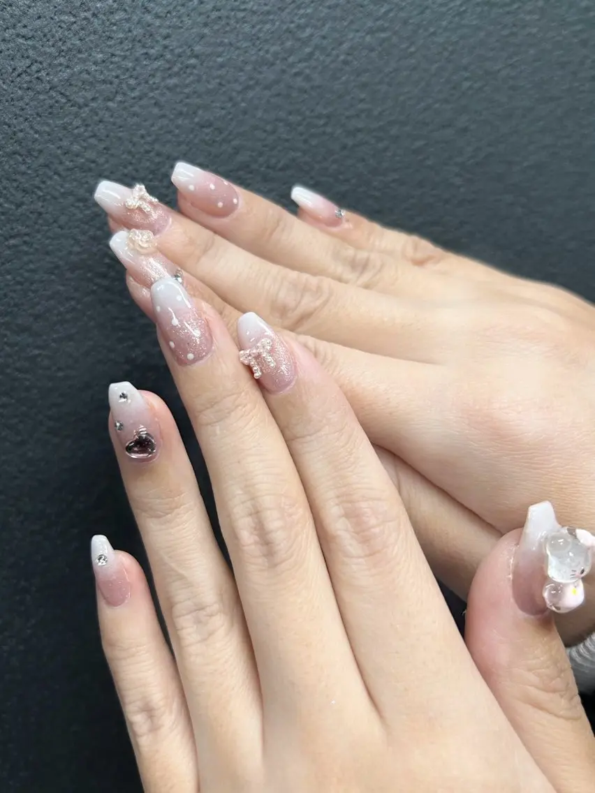 ネイル 韓国ネイル 持ち込み ニュアンスネイル ネイルチップ 冬ネイル LISA ANA.CHUOのネイルデザイン