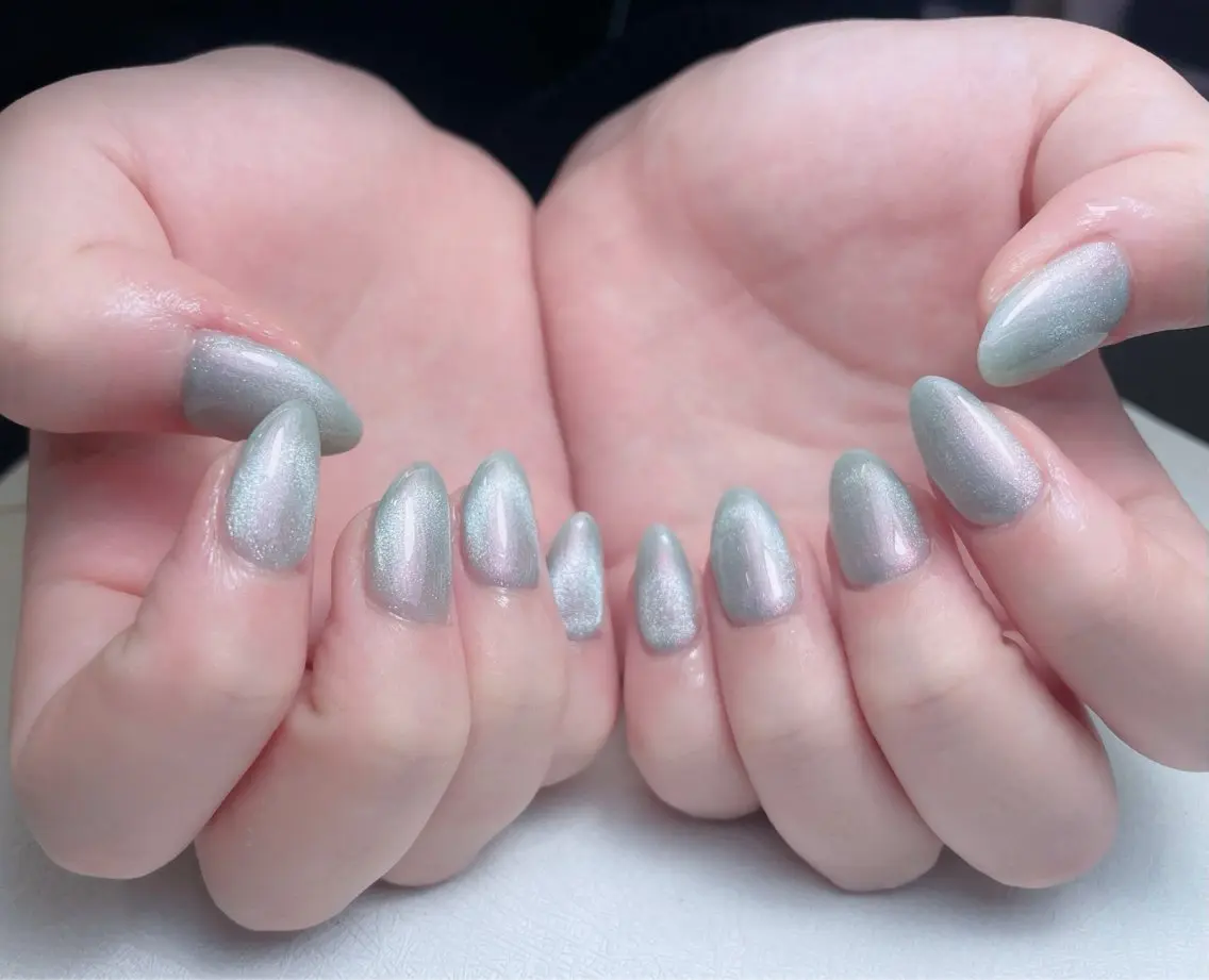 ネイル チークネイル フレンチネイル ジェルネイル ラメ(グリッター) ラメグラデーション MEO NAIL 中野 研修ネイリストのネイルデザイン