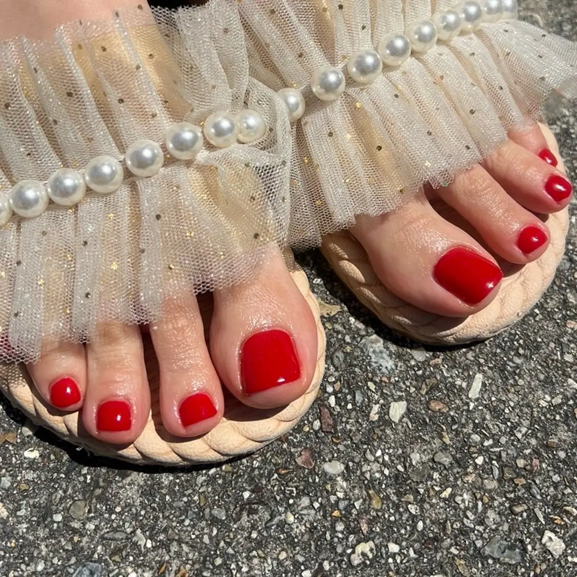 ワンカラーorラメ✨フットネイルの写真