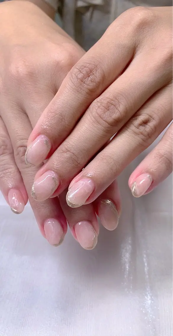 ネイル ミラーネイル ニュアンスネイル オフィスネイル シンプルネイル Cute Tips nailのネイルデザイン