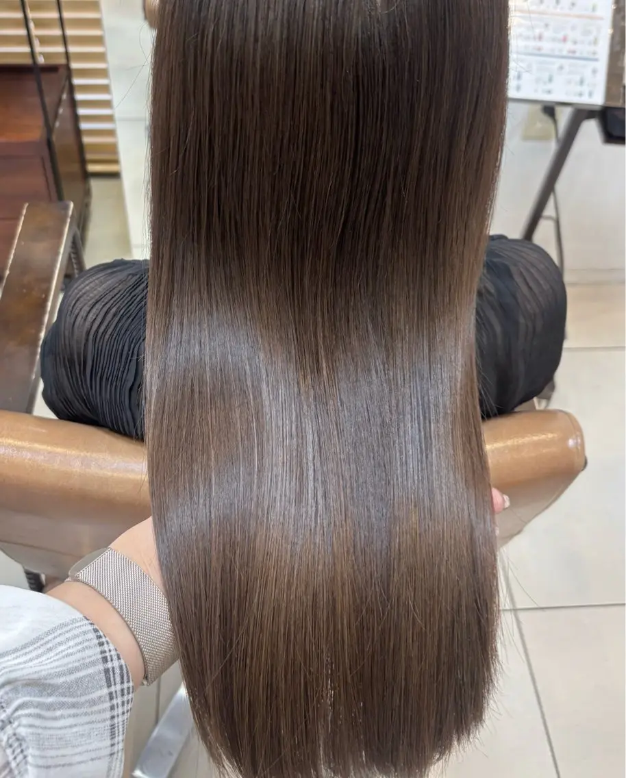 セミロング カラー グレージュ 髪質改善 トリートメント ヘアカラー 頭皮×髪質改善 透明感カラー💎中村のヘアスタイル