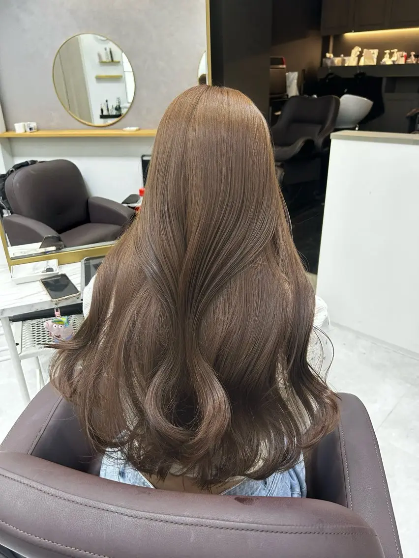 ロング カラー ヘアアレンジ ヘアカラー トリートメント ヘアセット ブリーチなしカラー/ ブラウン/レイヤーのヘアスタイル