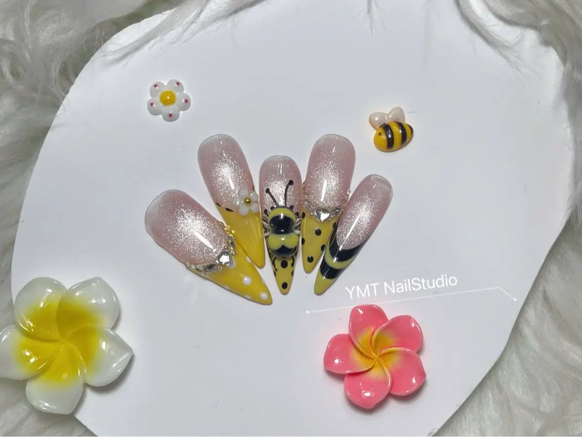ネイル ハンドネイル YMT NailStudioのネイルデザイン