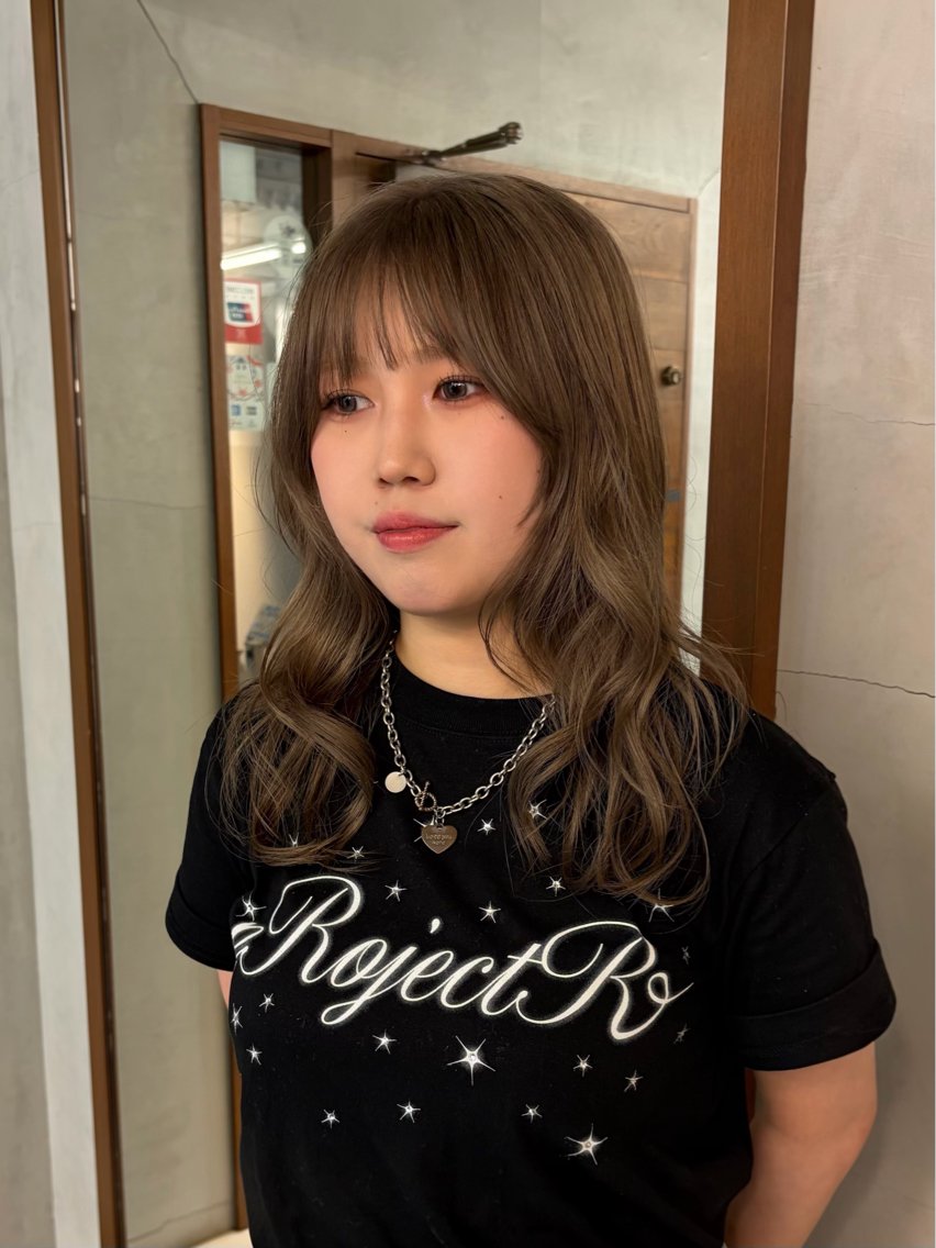セミロング くびれヘア 韓国風ヘア くびれレイヤー レイヤーカット カット/縮毛矯正/ reina🐈⬛のヘアスタイル