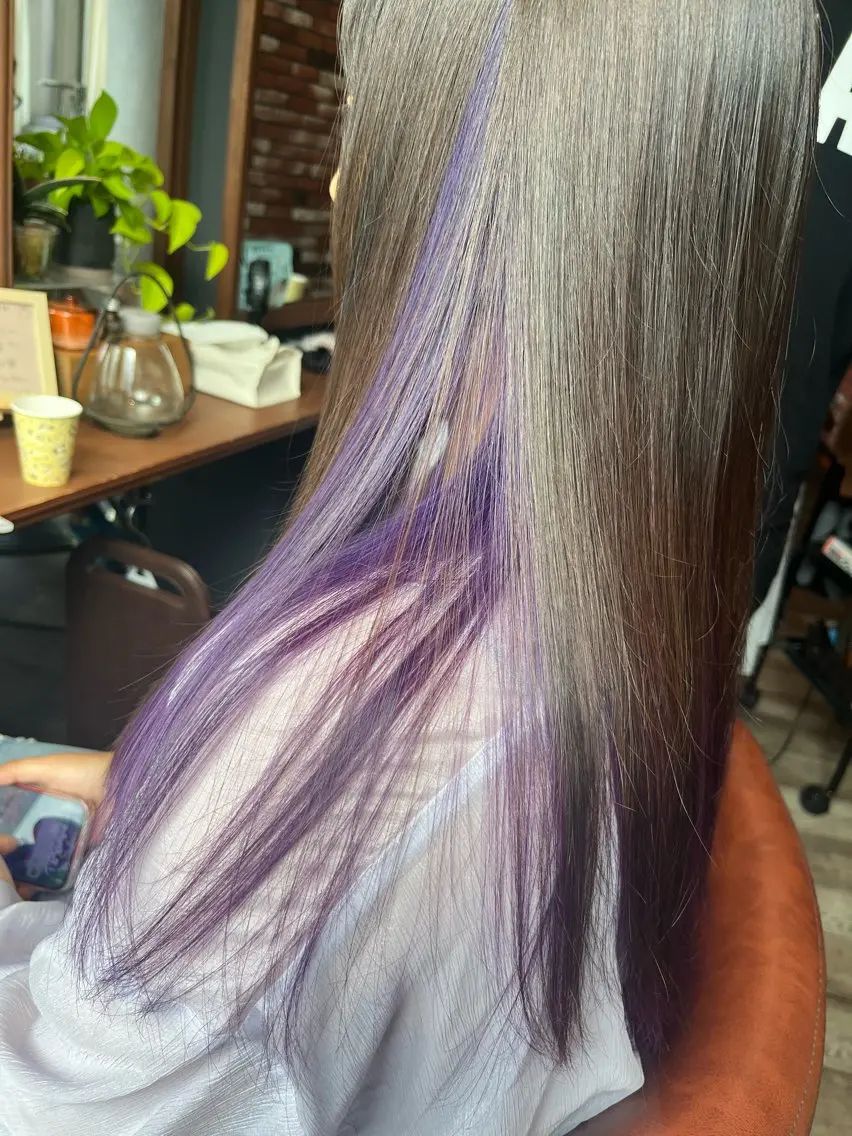 ロング カラー 眞壁 華子のヘアスタイル