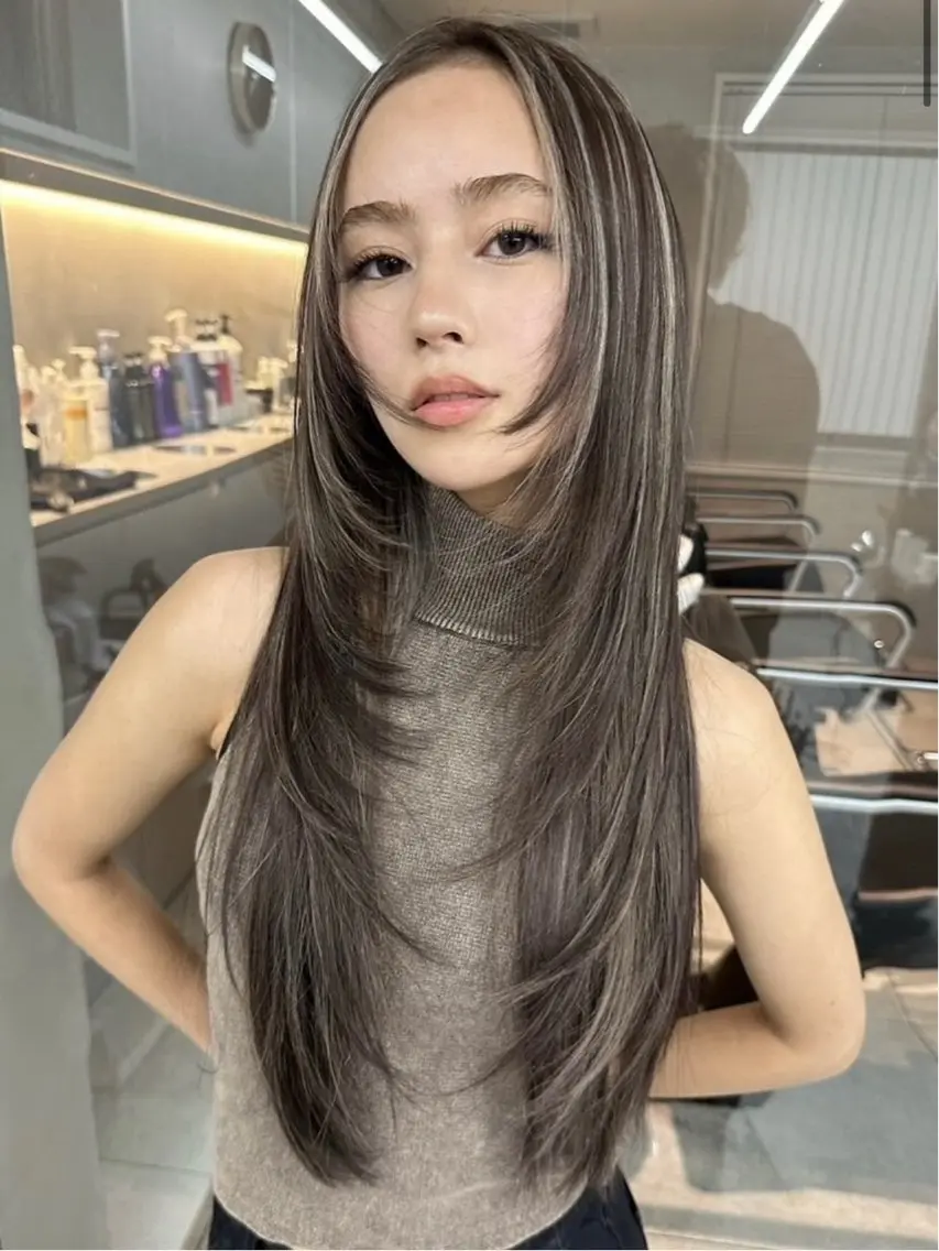カット＋【白髪の方もOK】オーダーメイドハイライト+水素トリートメントの写真