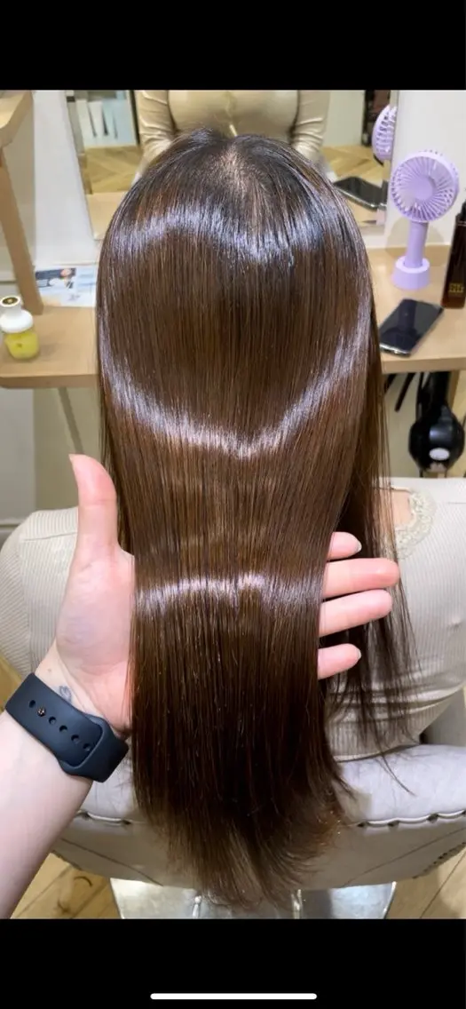 セミロング カット 縮毛矯正 トリートメント Luana難波 🫧NOAのヘアスタイル