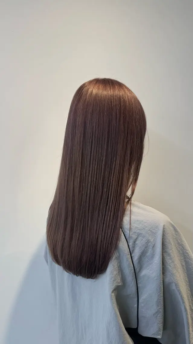 ロング 澁谷 咲映のヘアスタイル