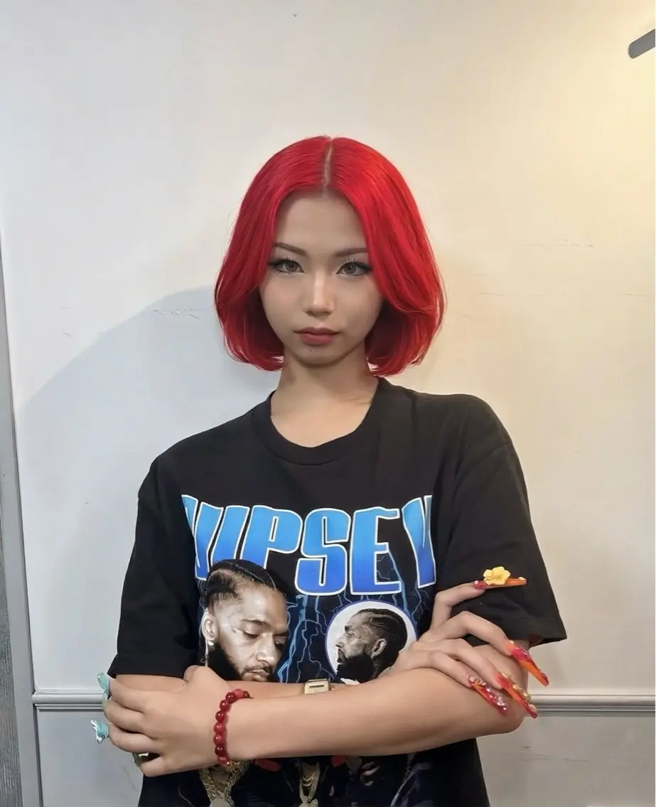 ショート カラー ブリーチ ハイトーンカラー ピンクカラー レッドカラー ボブ ヘアカラー トリートメント 羽エクステ/ブリーチ ⭐️KENJI⭐️のヘアスタイル
