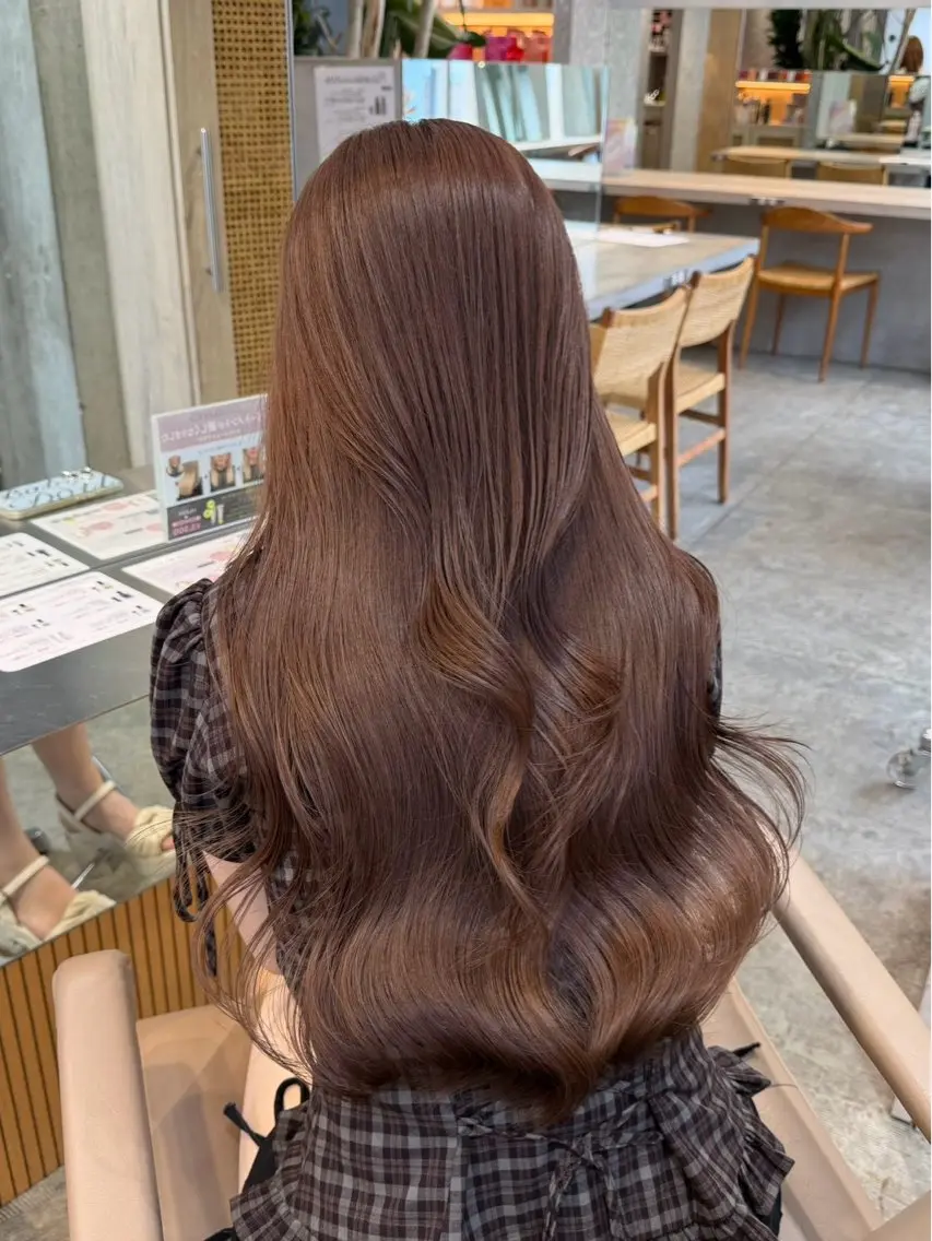 ロング ヘアカラー 海外ブロンド/ ベージュ⭐︎カレンのヘアスタイル