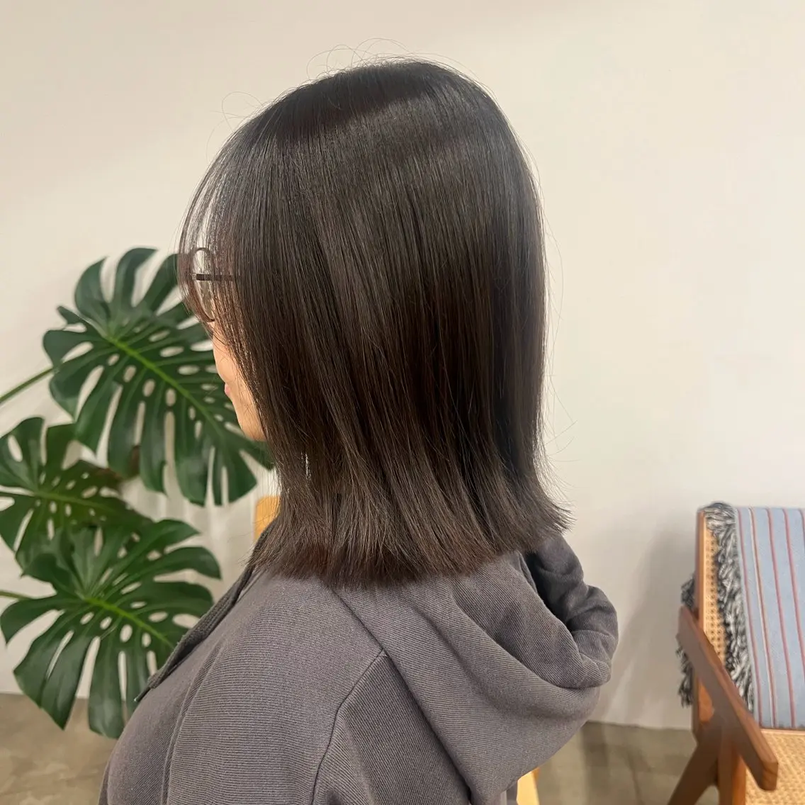 ミディアム 佐久間 萌のヘアスタイル