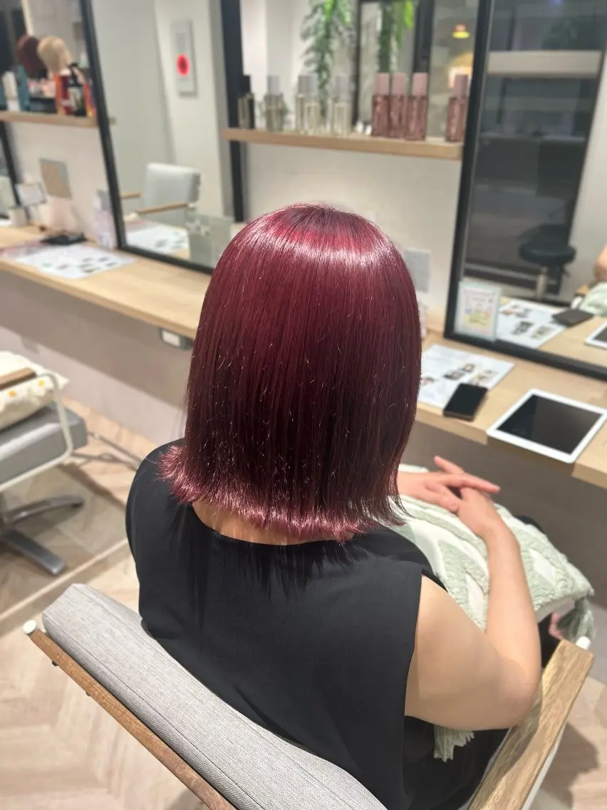 カラー ブリーチ カット ヘアカラー トリートメント かとう はるかのヘアスタイル