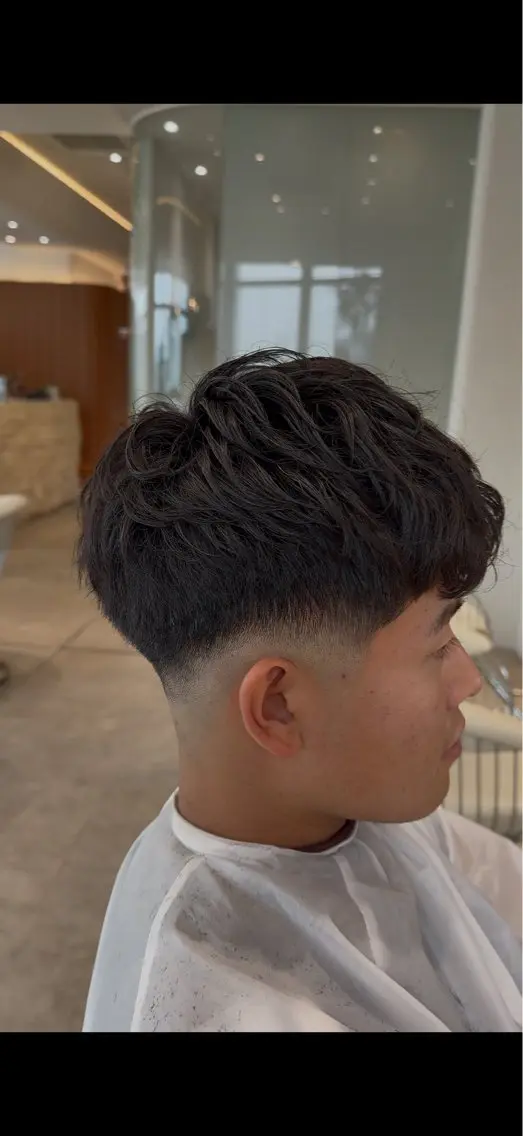 メンズ カット トリートメント 渋谷／トレンドヘア 蓮のヘアスタイル