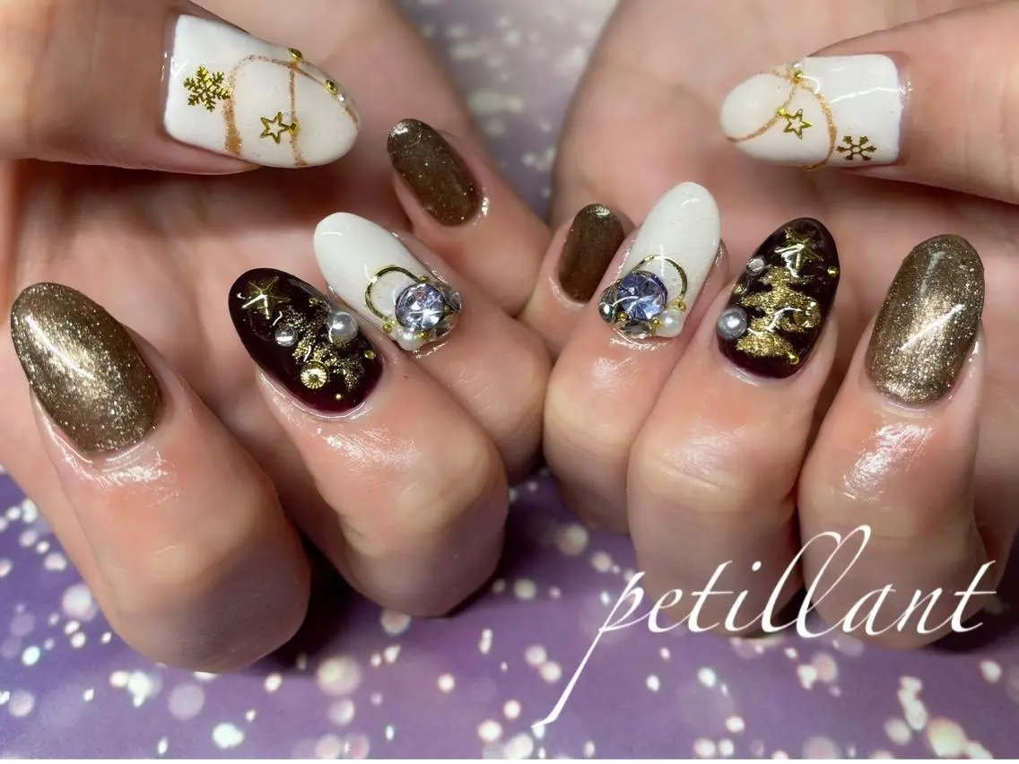 ネイル キラキラネイル 冬ネイル クリスマス nail salon petillantのネイルデザイン