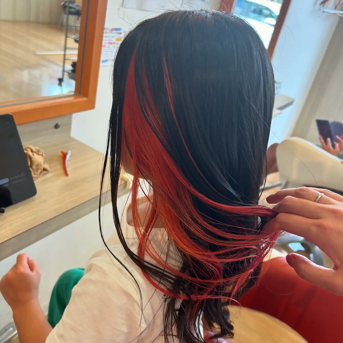 ロング 佐藤 帆春のヘアスタイル