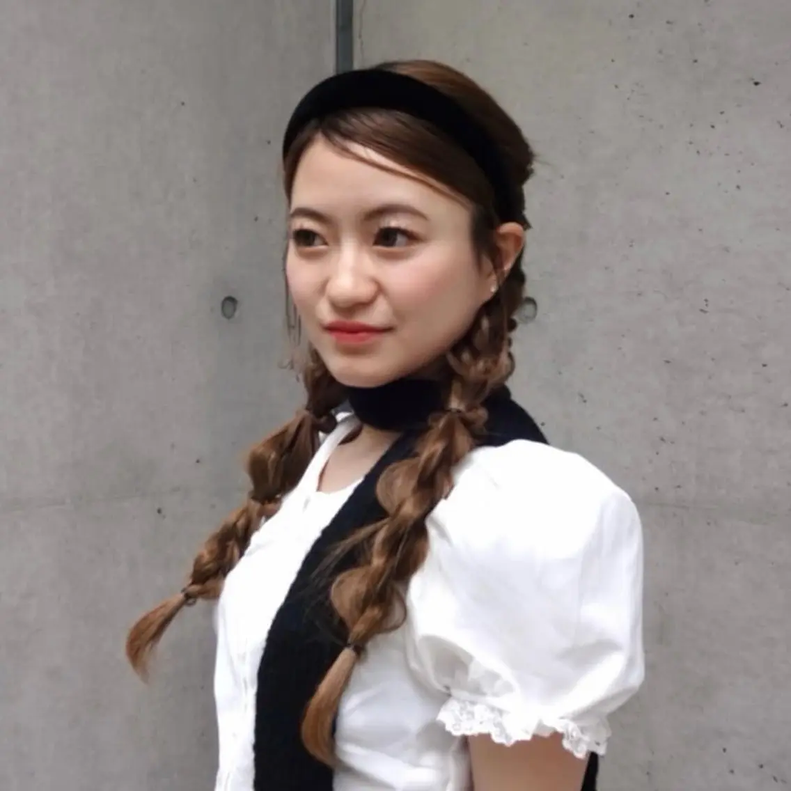 ロング 横嶋 倫のヘアスタイル