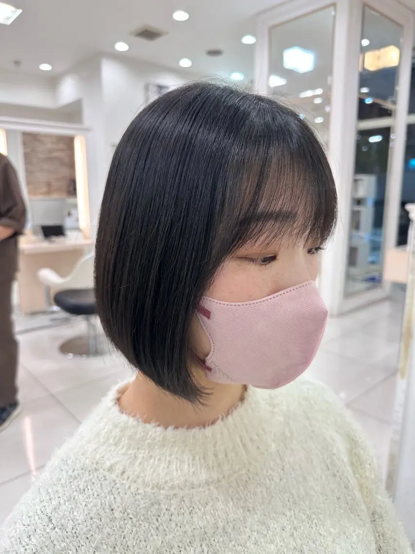 ショート ボブ 伊佐 愛のヘアスタイル
