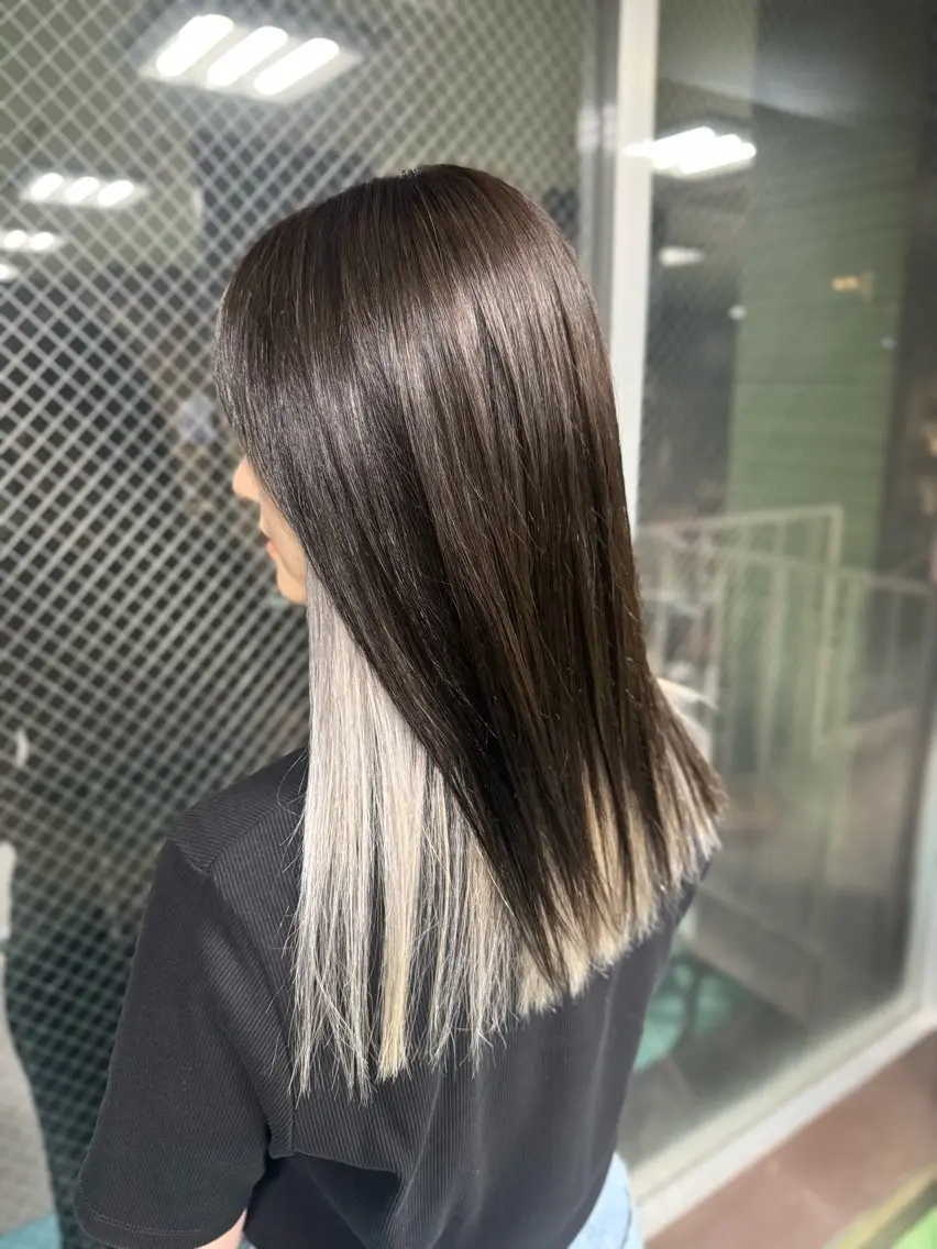 セミロング カラー ベージュカラー ホワイトベージュ ヘアカラー Viage （ビアージュ）のヘアスタイル
