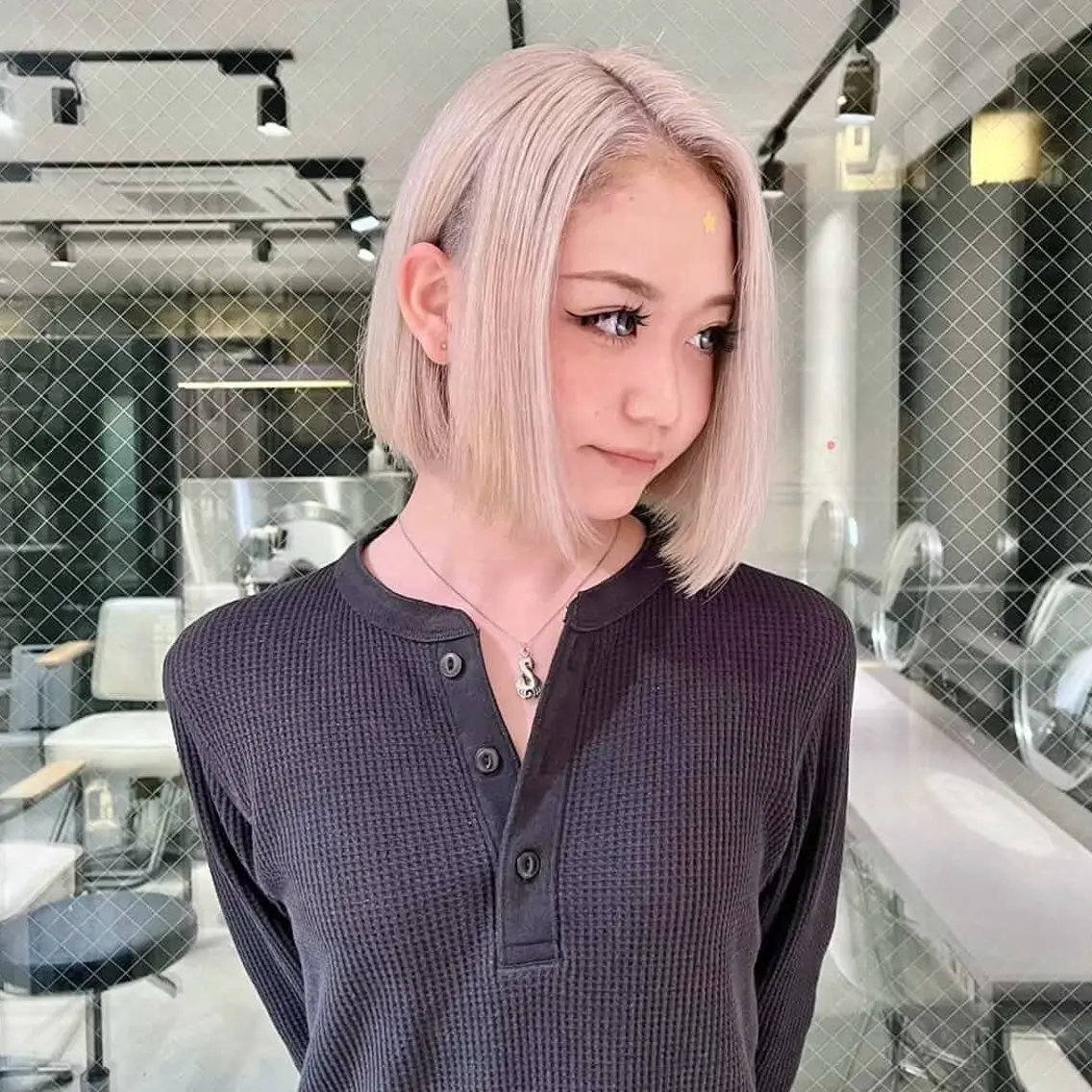 カラー ベージュカラー ホワイトベージュ ヘアカラー ヒビキ/モテ×愛され /ブリーチ特化のヘアスタイル