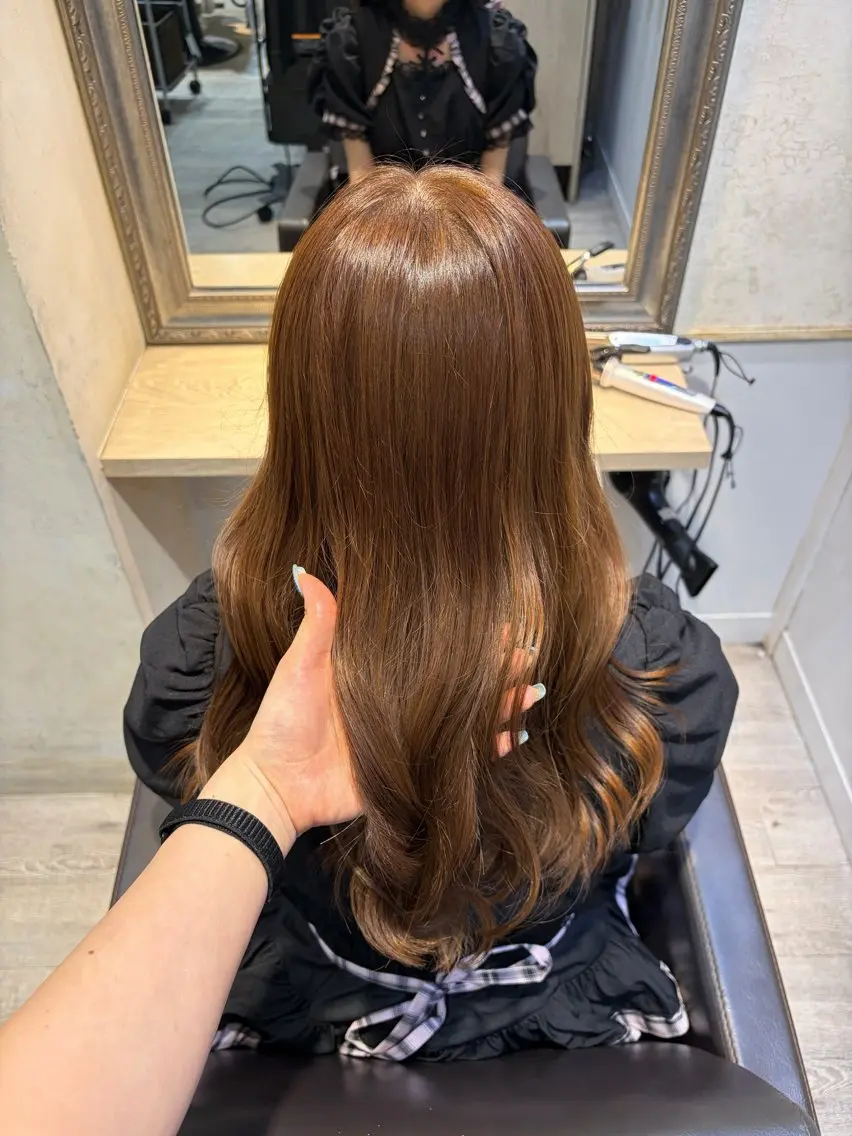 セミロング Lutia新宿/ sumiのヘアスタイル