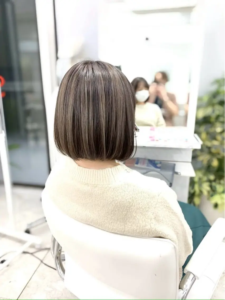 ミディアム ✨ハイライト特化 小澤✨のヘアスタイル
