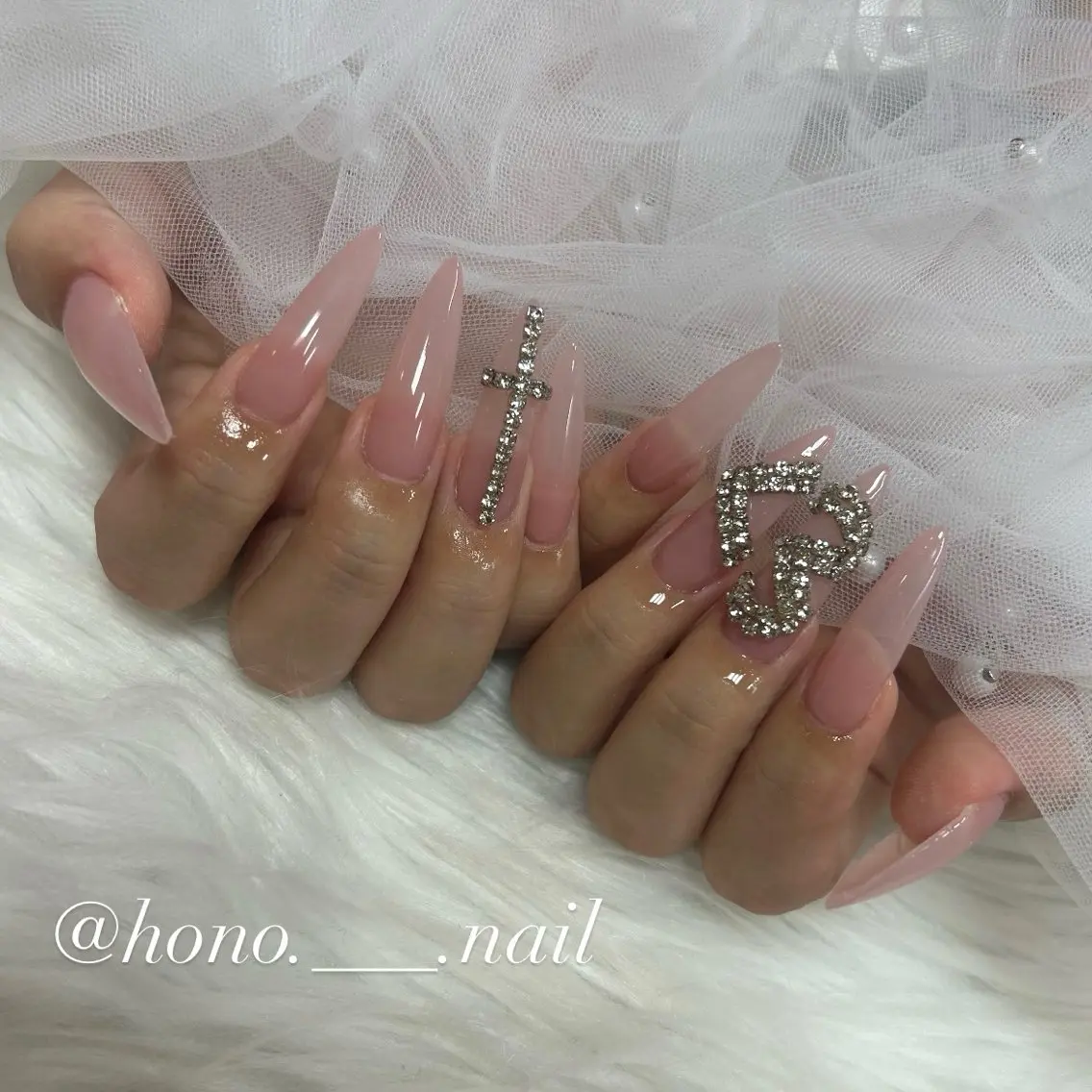 ネイル ハンドネイル NailSalo AriuMのネイルデザイン