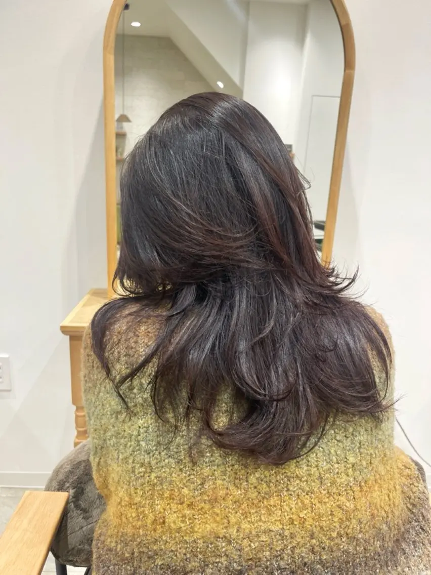 ミディアム ヘアカラー 深田 綾香のヘアスタイル