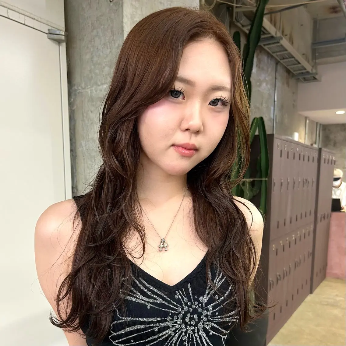 ロング カラー ブリーチ ブラウンカラー 透明感カラー ダブルカラー ブリーチなしカラー カット ヘアカラー 伊藤ほのか/パーマ /ダブルカラーのヘアスタイル