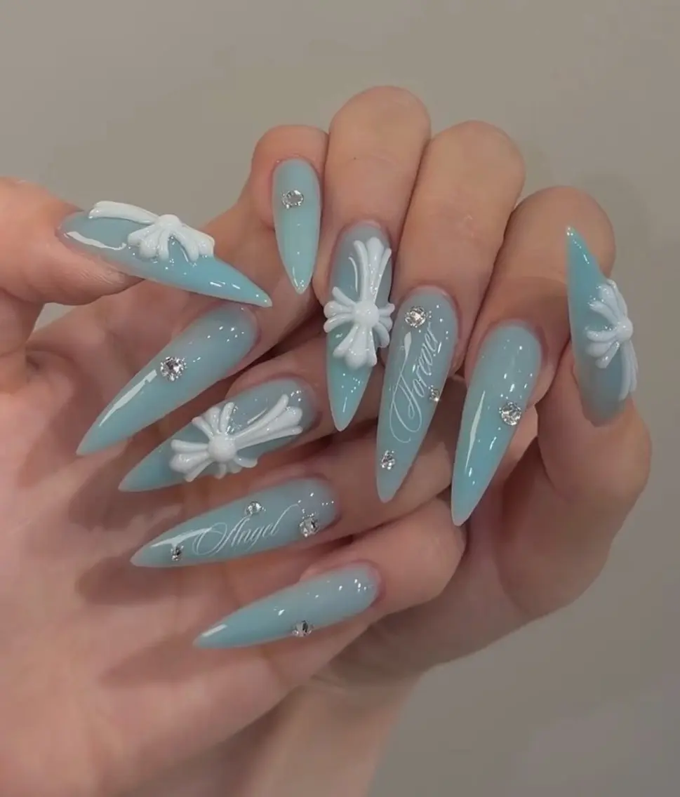 ネイル アートネイル ボルドー フレンチネイル ジェルネイル 氷ネイル・うるうるネイル ハンドネイル Julie Nail Rinのネイルデザイン