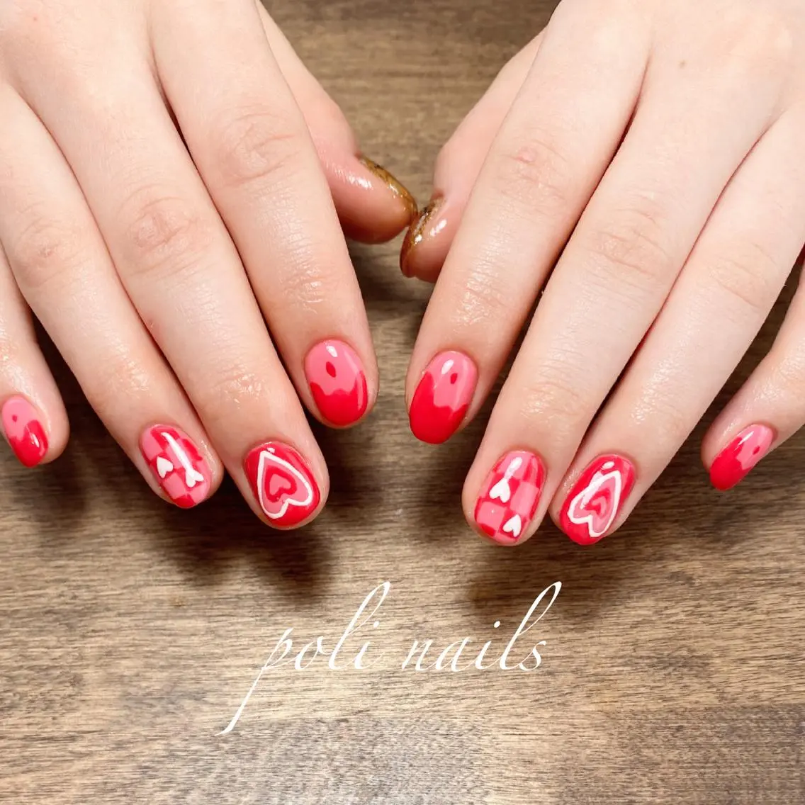 ネイル ハンドネイル poli nailsのネイルデザイン
