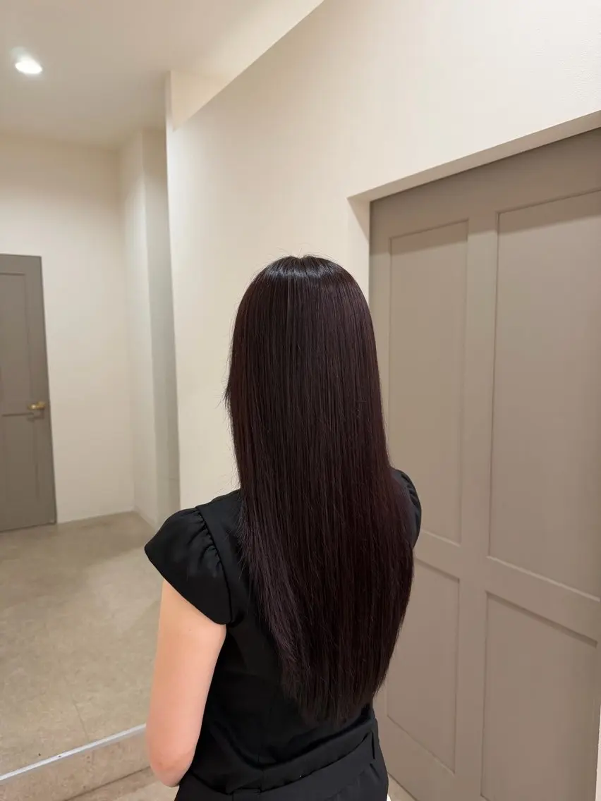 ロング 綾香/暗髪 /透明感カラー💜のヘアスタイル