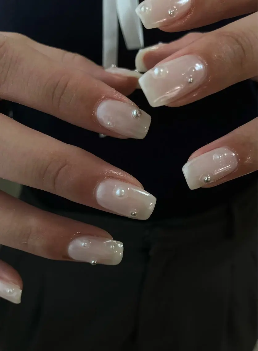 ネイル ハンドネイル Lis nail. 🕊yuriのネイルデザイン