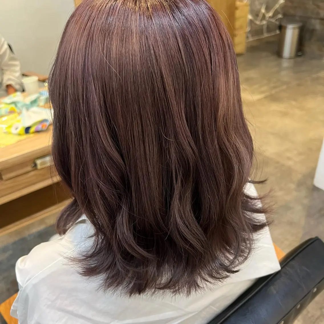 セミロング カラー ベージュカラー ラベンダーカラー ラベンダーベージュ mia over hairのヘアスタイル