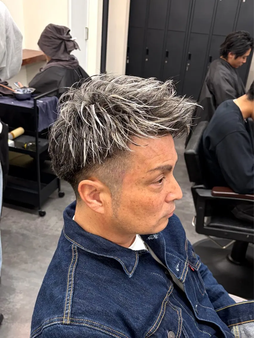 カラー パーマ メンズ メンズブリーチ ブリーチ 柏メンズカットパーマ NO.1タイチのヘアスタイル
