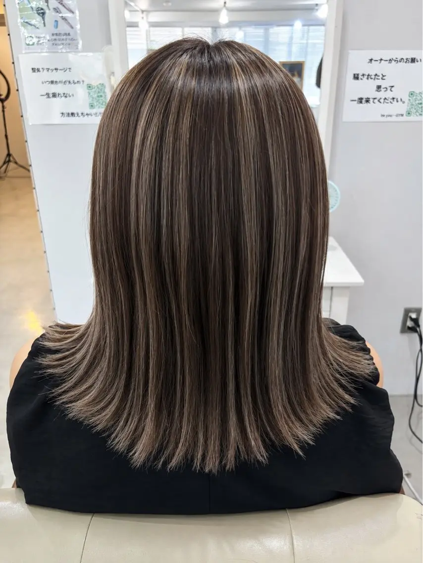 ミディアム ヘアカラー トリートメント 艶髪🫧透明感 💎岡庭春菜🎀のヘアスタイル