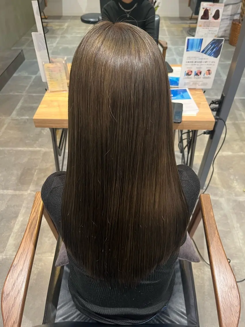 ロング カラー ベージュカラー オリーブベージュ ヘアカラー 髪質改善カラー/ NARUMIのヘアスタイル