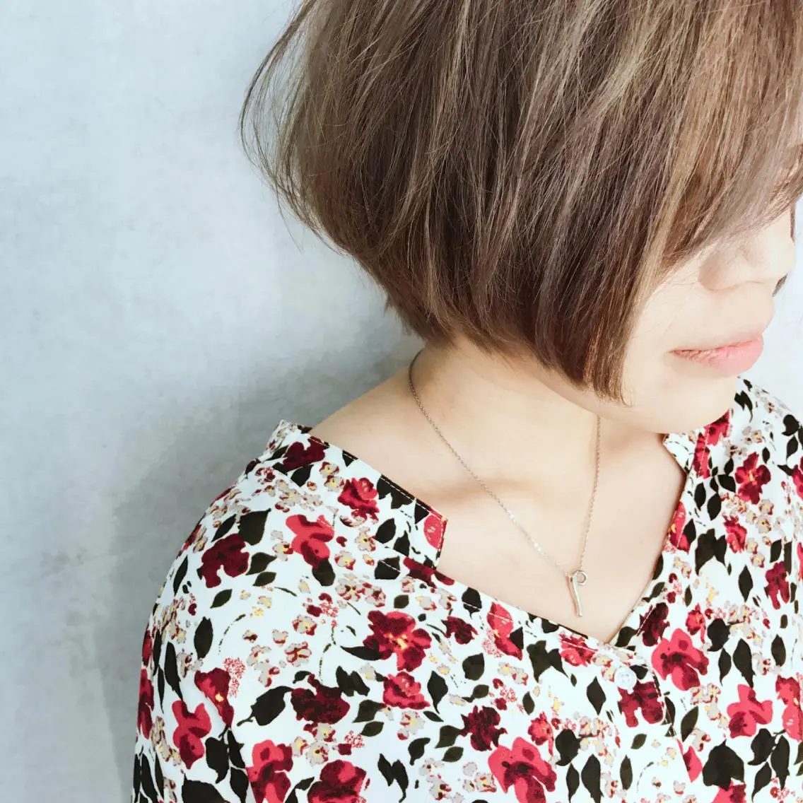 ショート カラー ベージュカラー ミルクティーベージュ chic.🍋 Kirariのヘアスタイル