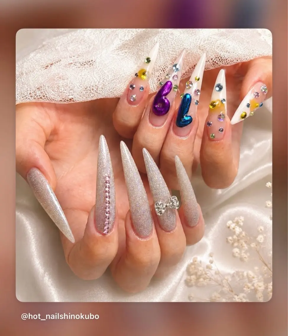 ネイル アートネイル オーロラネイル クリアネイル 長さ出し フレンチネイル ハンドネイル HOT Nail Salonのネイルデザイン