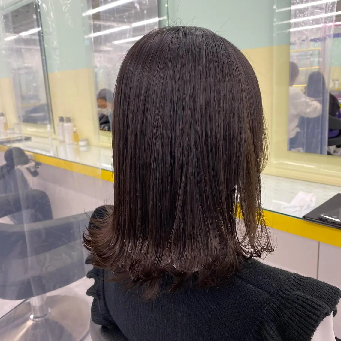 セミロング カラー ヘアアレンジ ヘアカラー トリートメント mai🍑暖色カラー /レイヤー💖のヘアスタイル