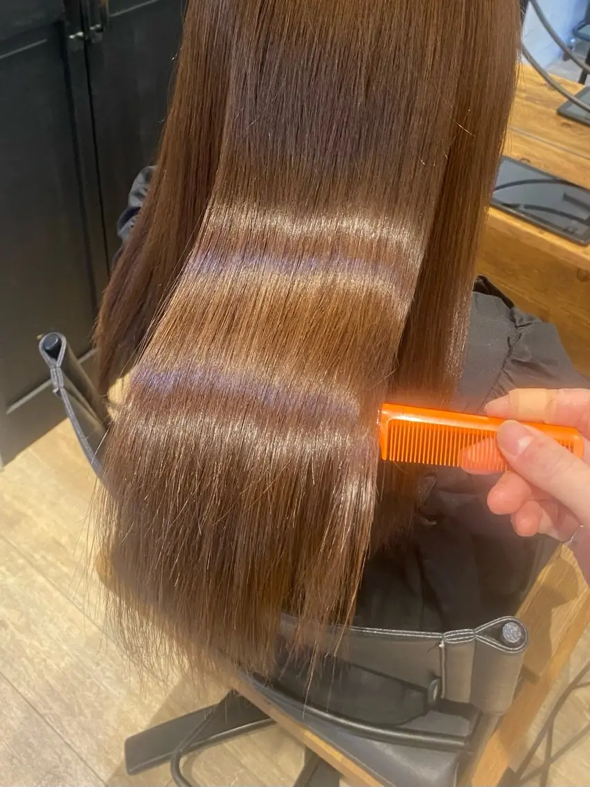 セミロング 新宿/顔周りカット +レイヤー=しずく♩のヘアスタイル