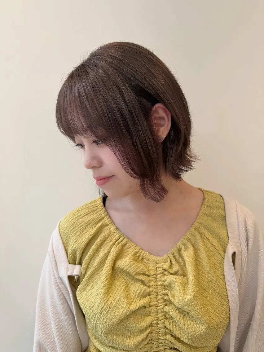 ショート カラー ボブレイヤー ベージュカラー ブリーチ ブラウンカラー ブラウンベージュ カット ヘアカラー 小顔レイヤー/ ベージュ🤍Rieのヘアスタイル